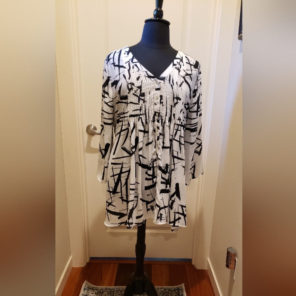 Melissa McCarthy Seven7 Black and White Graphic Mini Dress